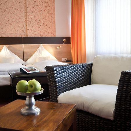 Hotel Cascade Superior Dusseldorf Luaran gambar