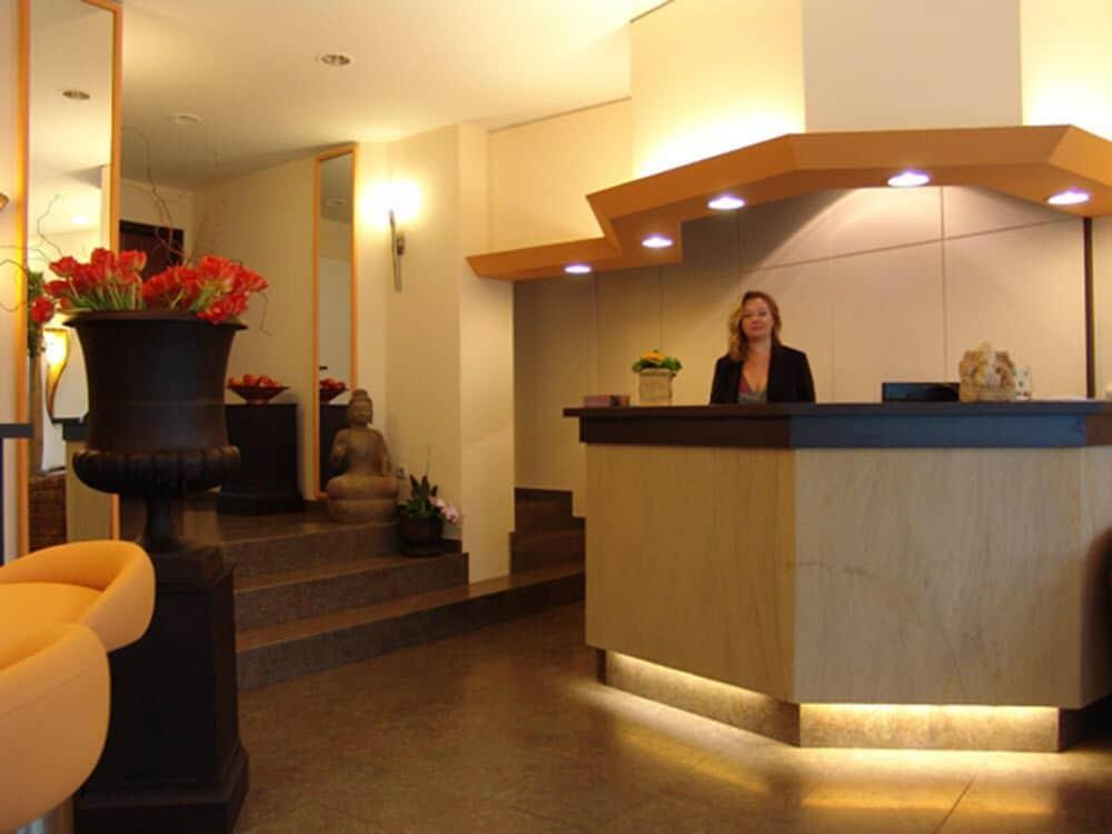 Hotel Cascade Superior Dusseldorf Luaran gambar